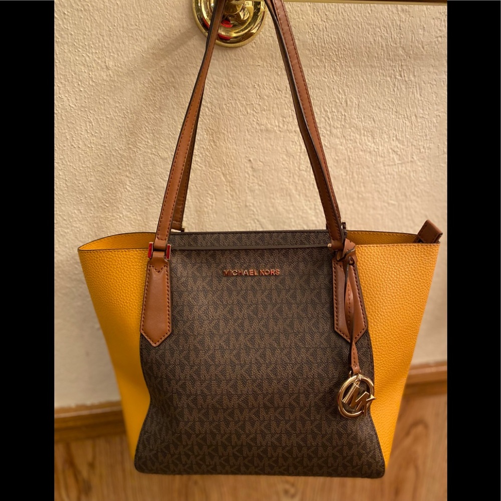 Michael Kors shoulder bag